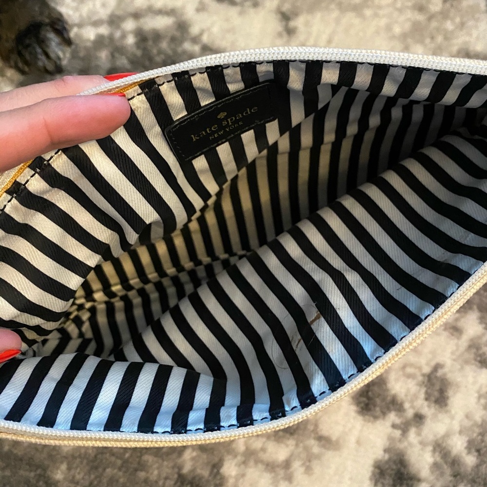 Kate Spade Pouch - Picture 2 of 2